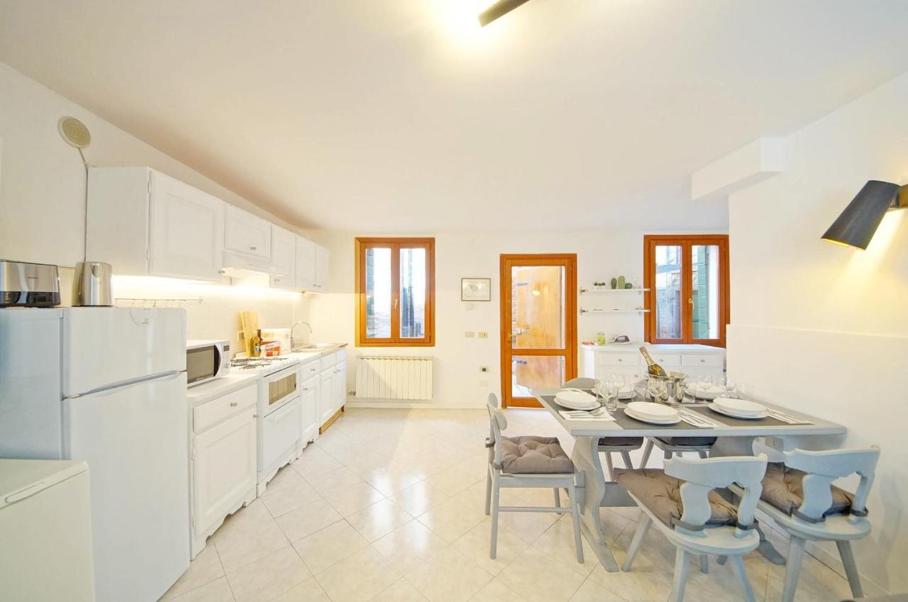 Gondola View Apartment Veneza Exterior foto